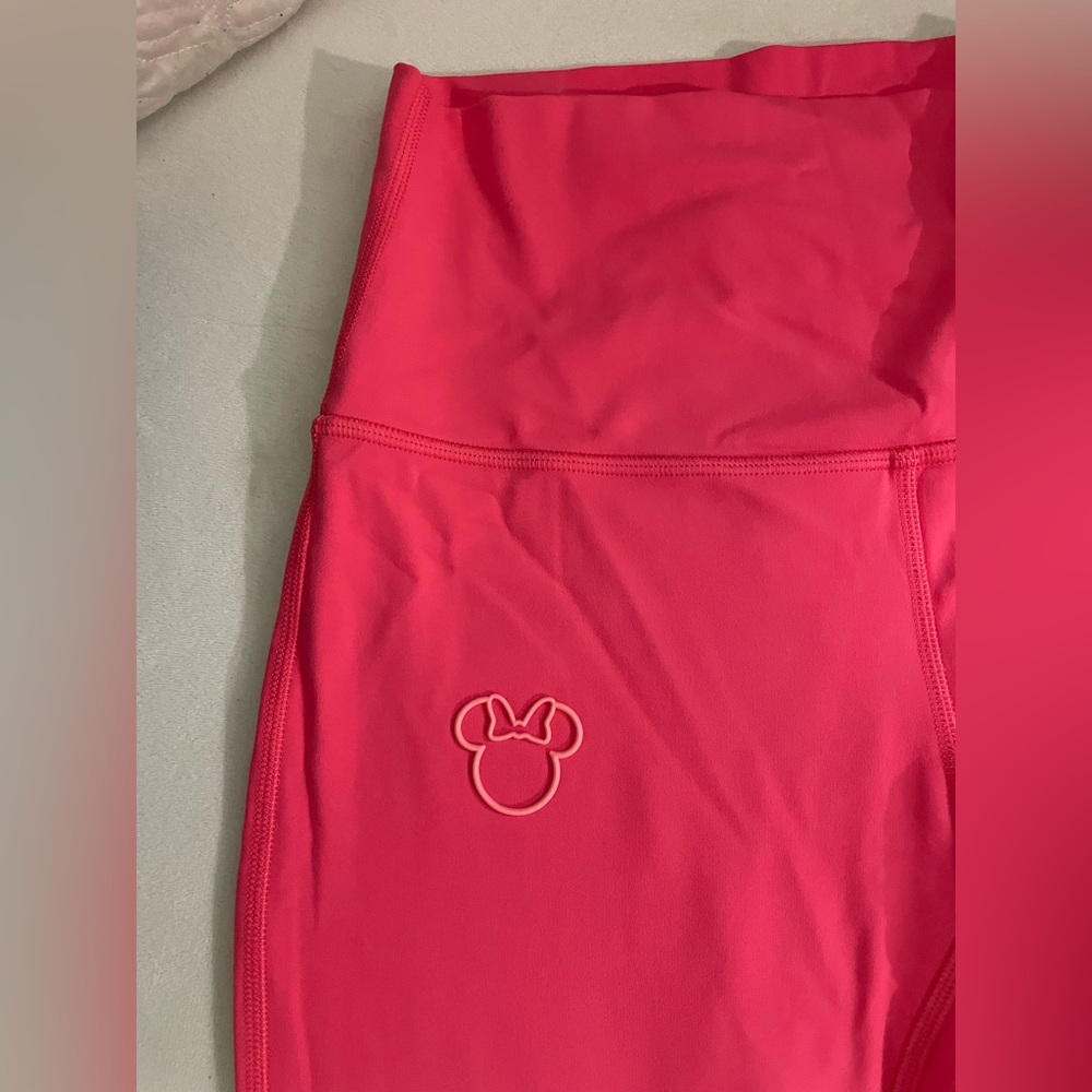 Lululemon Disney NWT Align High Rise Pants 25” Leggings Lip Gloss Pink Size 6 - Picture 10 of 15